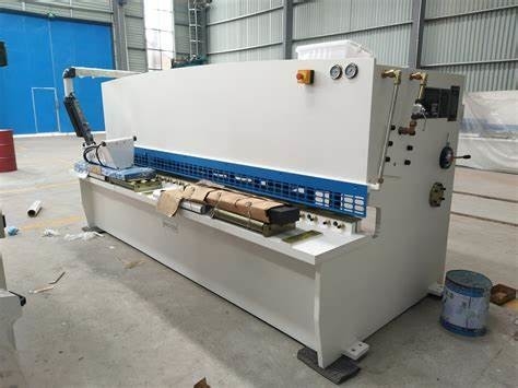Manual de corte hidráulico da chapa metálica Qc12y-12x3200 da máquina do NC