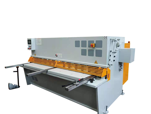 Cortando a imprensa Qc12k-4x3200 do corte de folha da máquina da tesoura da chapa metálica do Cnc